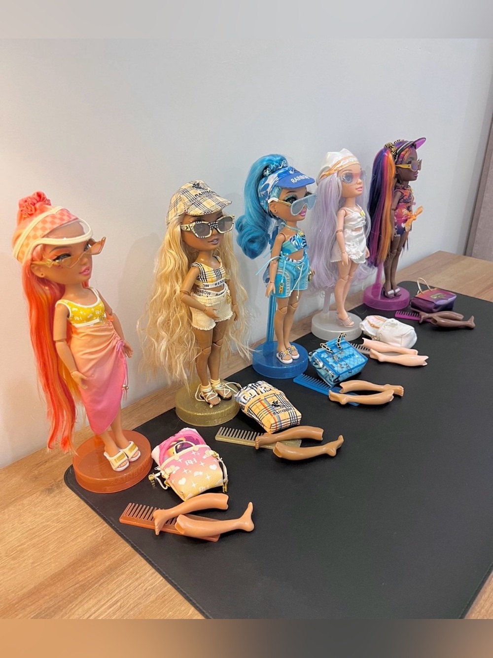 Rainbow High Pacific Coast fashion dolls -Collection